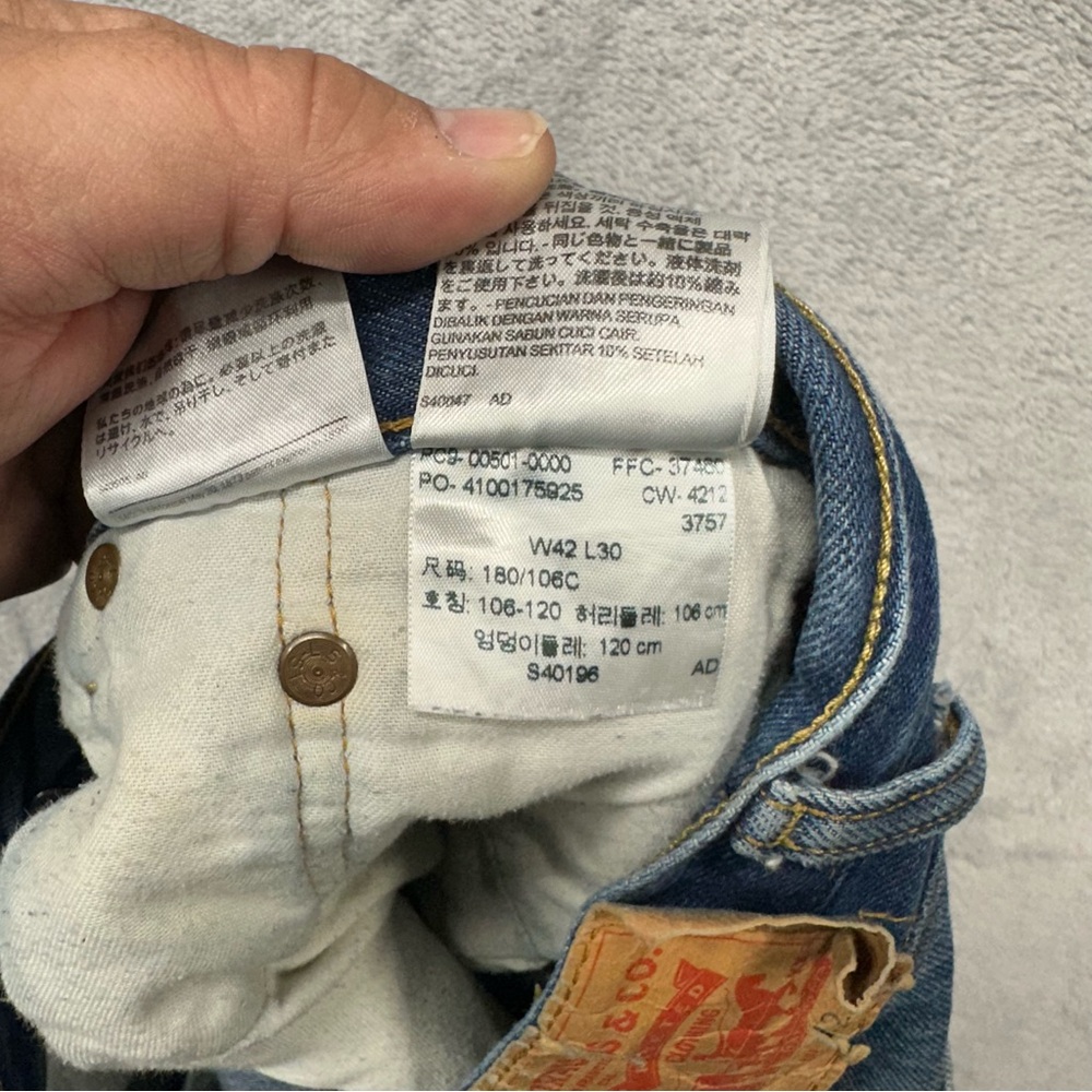 Levi’s 501 Button Fly Jeans Size 42x30 Distressed Read Description - Picture 13 of 14